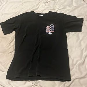 Santa Cruz tee